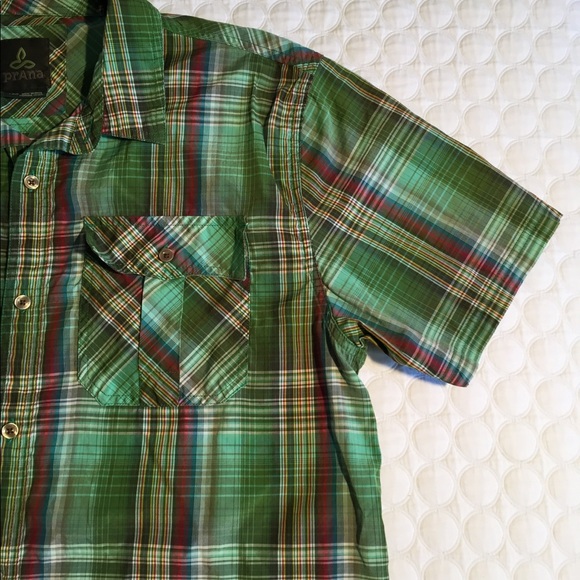FLAWLESS PRANA MENS SHIRT. GREAT PATTERN! - Picture 4 of 8